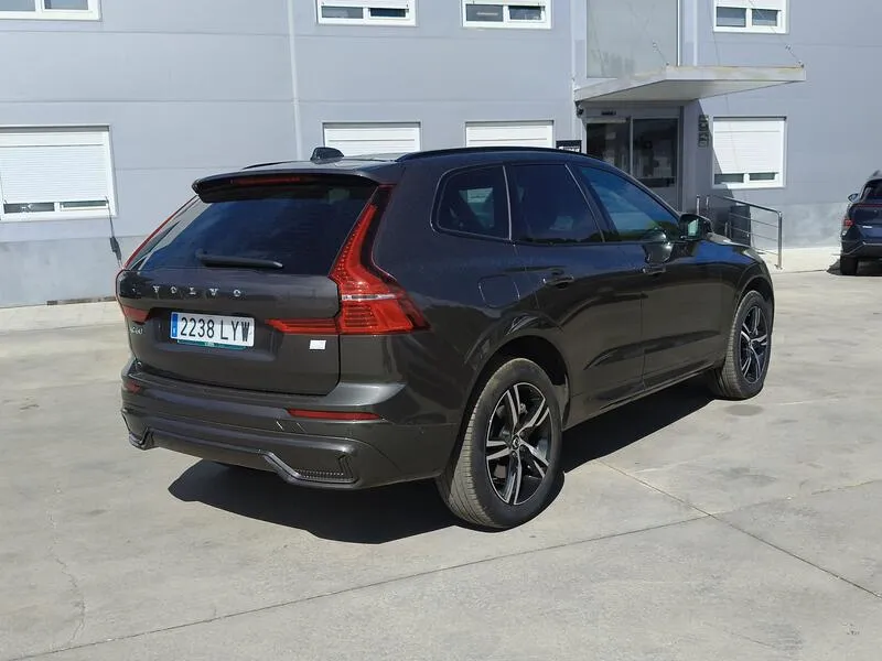 Volvo XC60 2.0 T6 AWD Recharge R-Design - foto 6