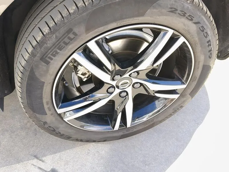 Volvo XC60 2.0 T6 AWD Recharge R-Design - foto 47