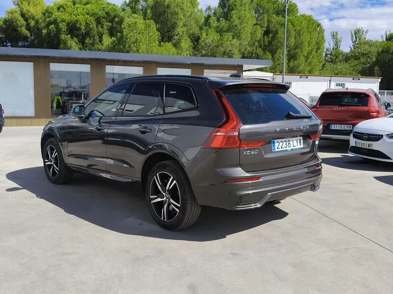 Volvo XC60 2.0 T6 AWD Recharge R-Design - foto 4