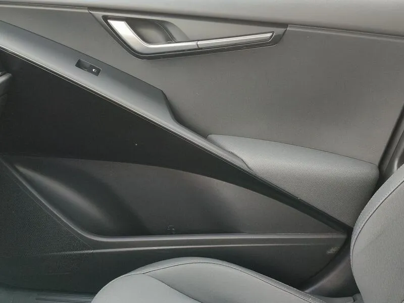 Kia Niro 1.6 GDi PHEV Concept - foto 20