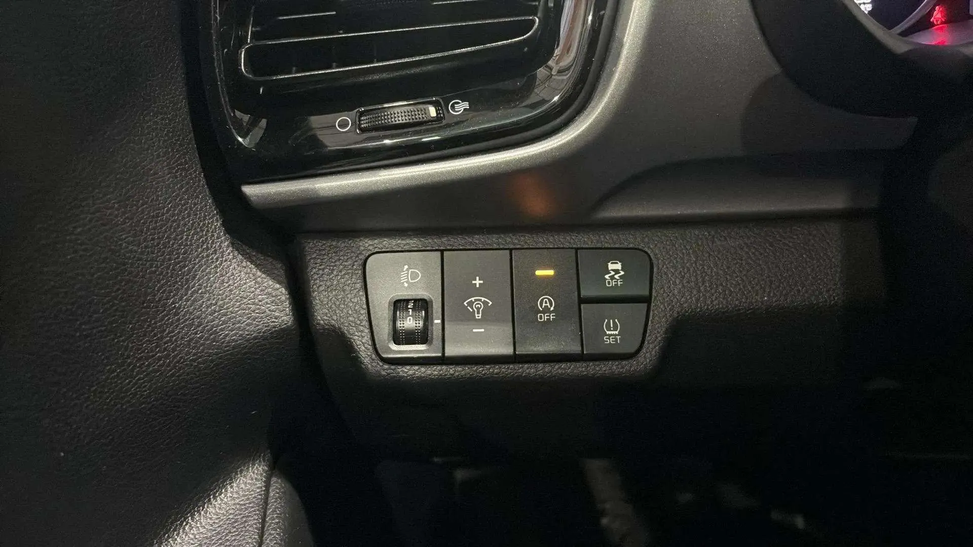 Kia Stonic 1.0 T-GDi MHEV Drive - foto 18