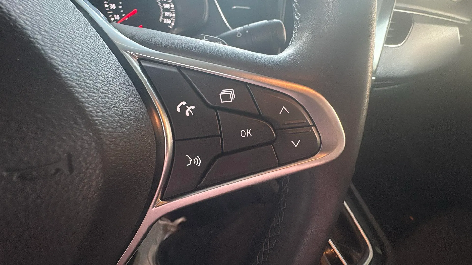 Renault Arkana Evolution TCe EDC mild hybr - foto 12