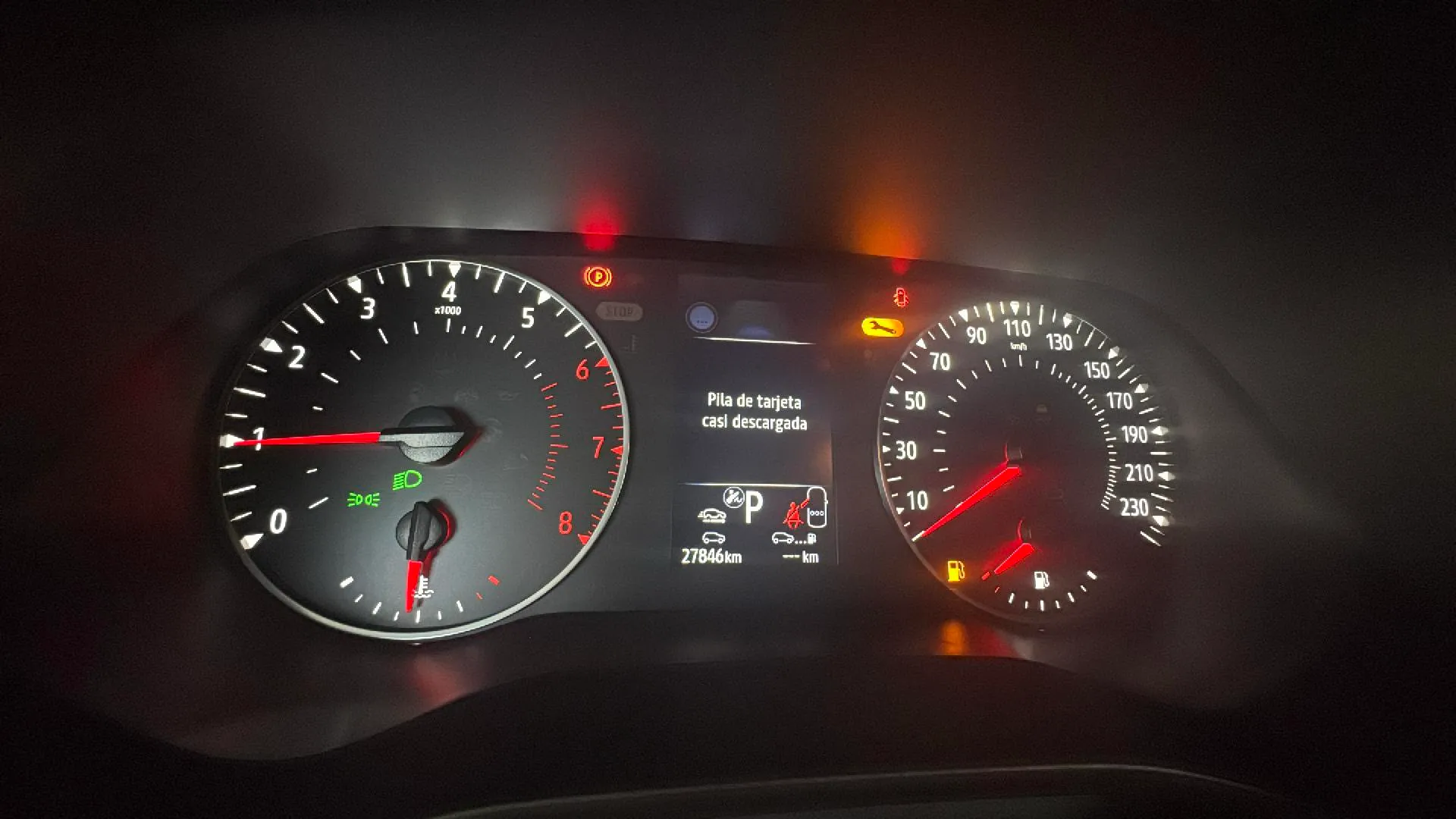Renault Arkana Evolution TCe EDC mild hybr - foto 10