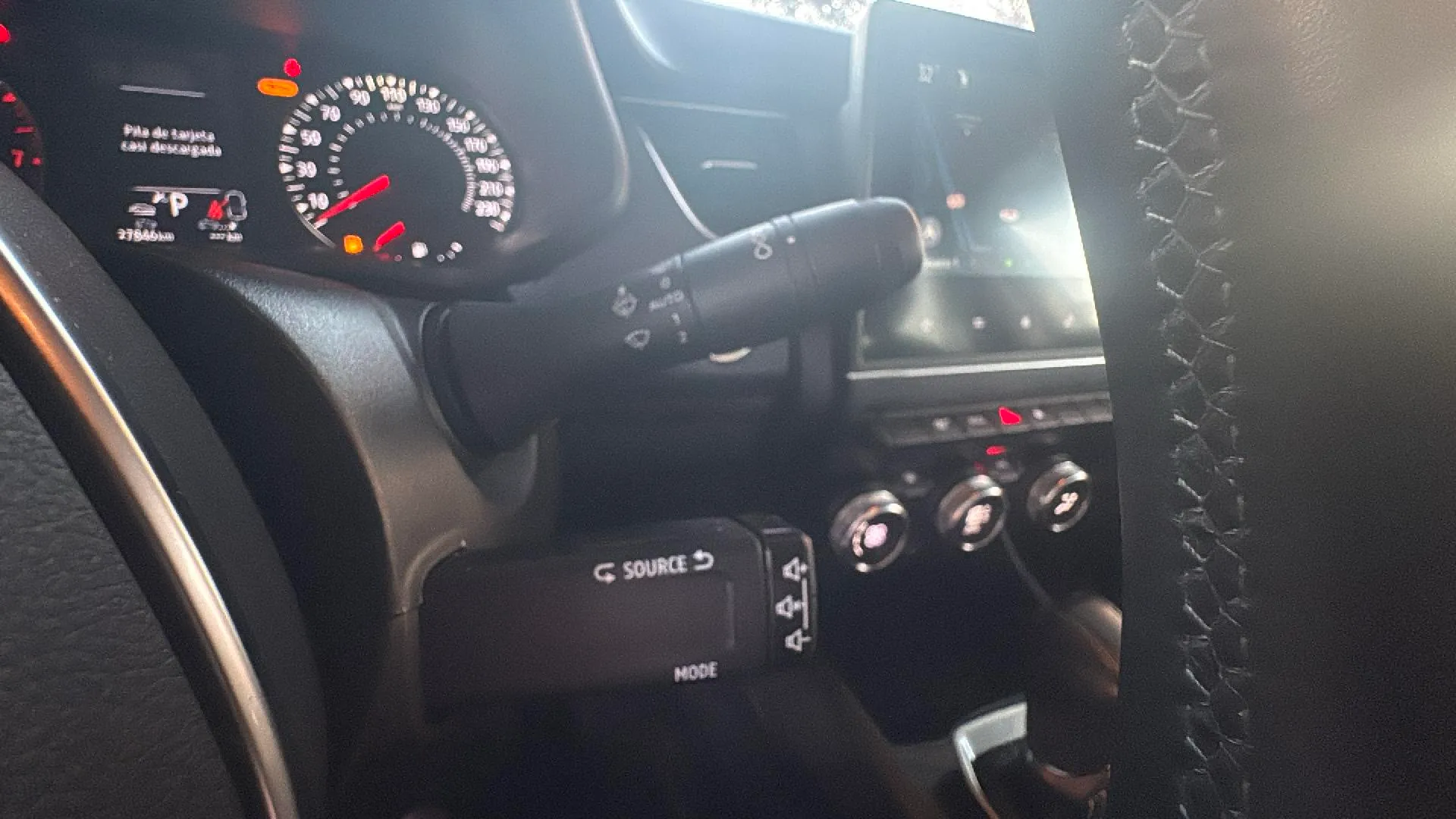 Renault Arkana Evolution TCe EDC mild hybr - foto 13