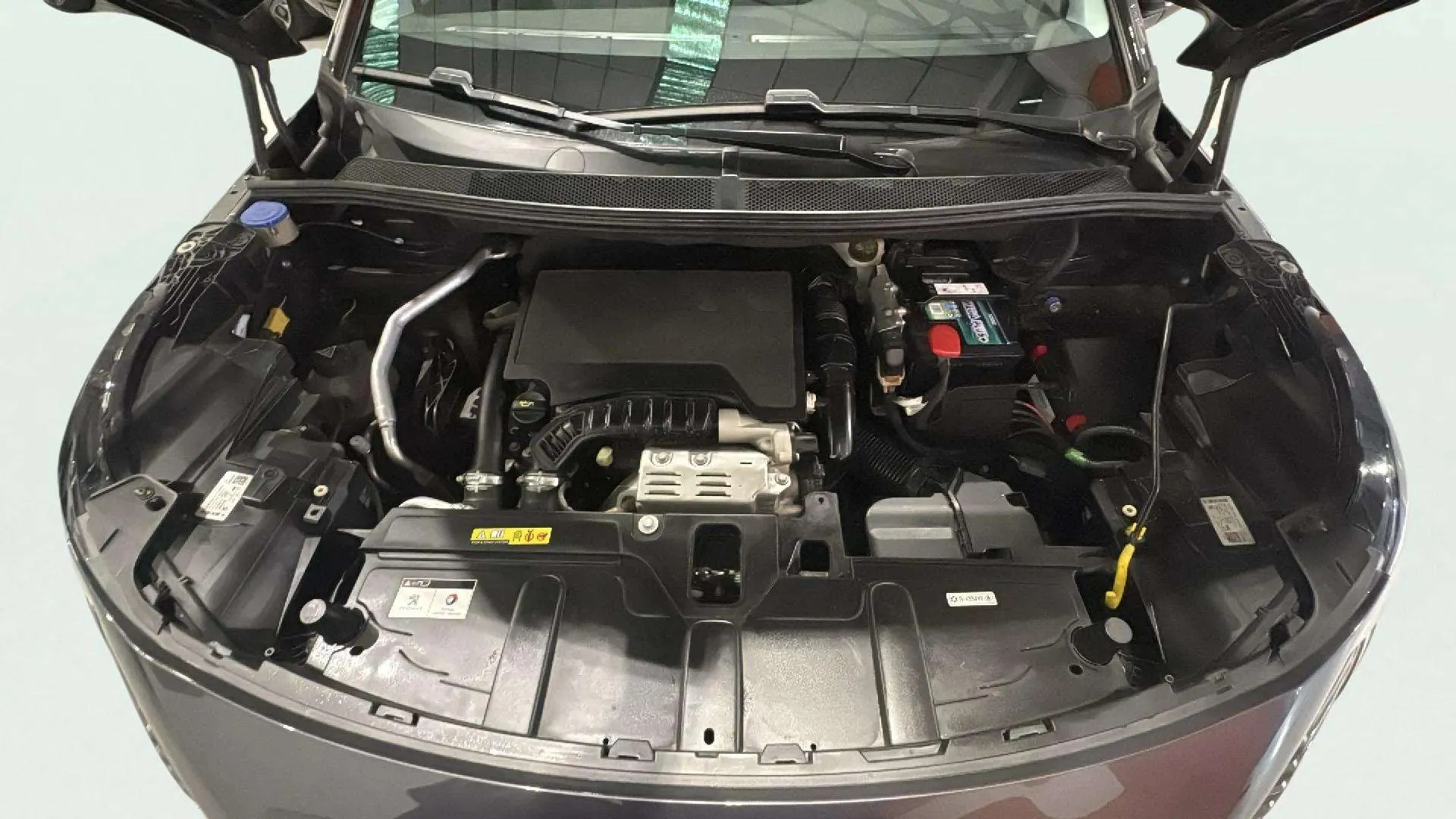 Peugeot 5008 1.2 PureTech Allure - foto 23