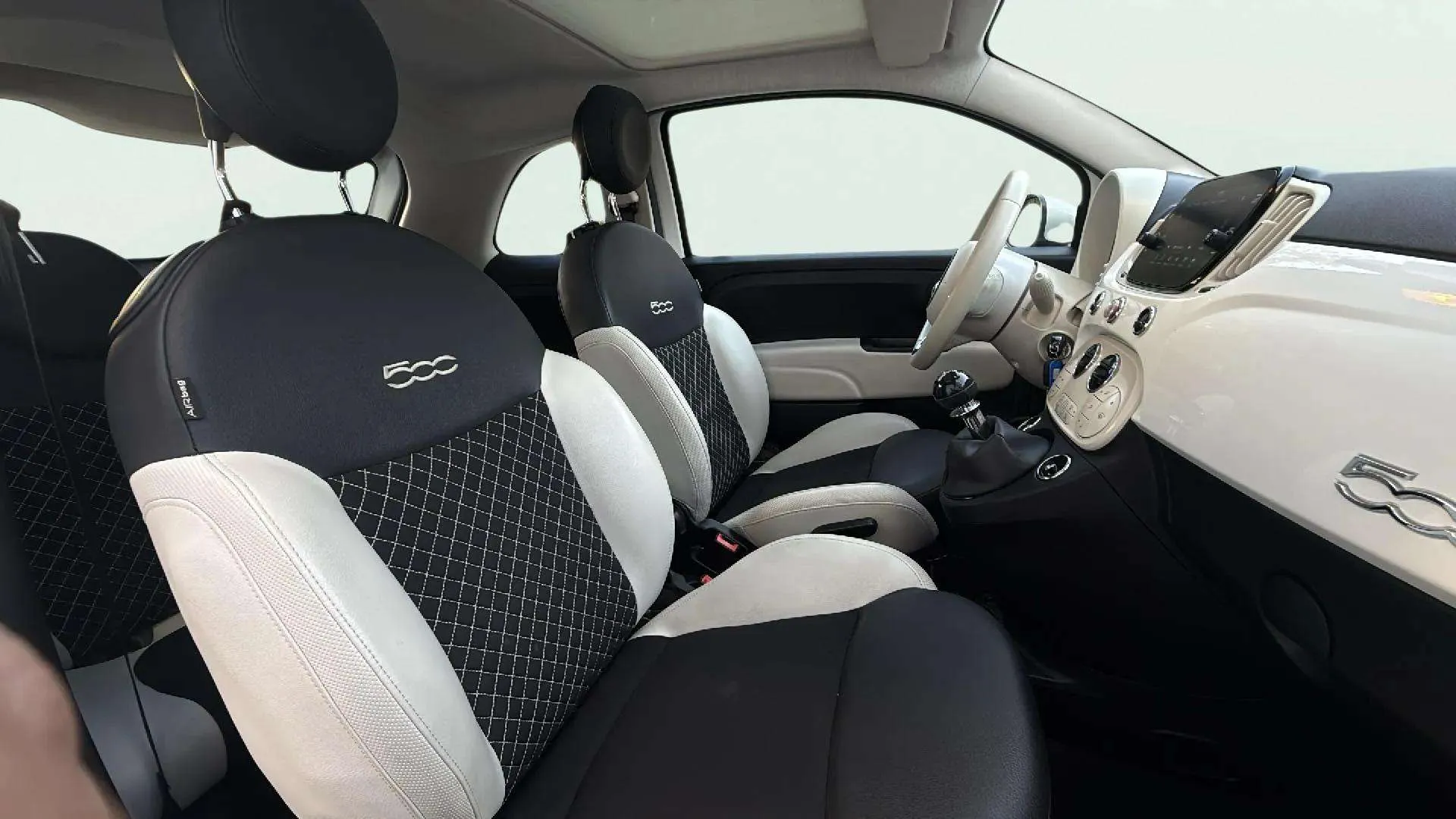 Fiat 500 Dolcevita 1.0 Hybrid - foto 9