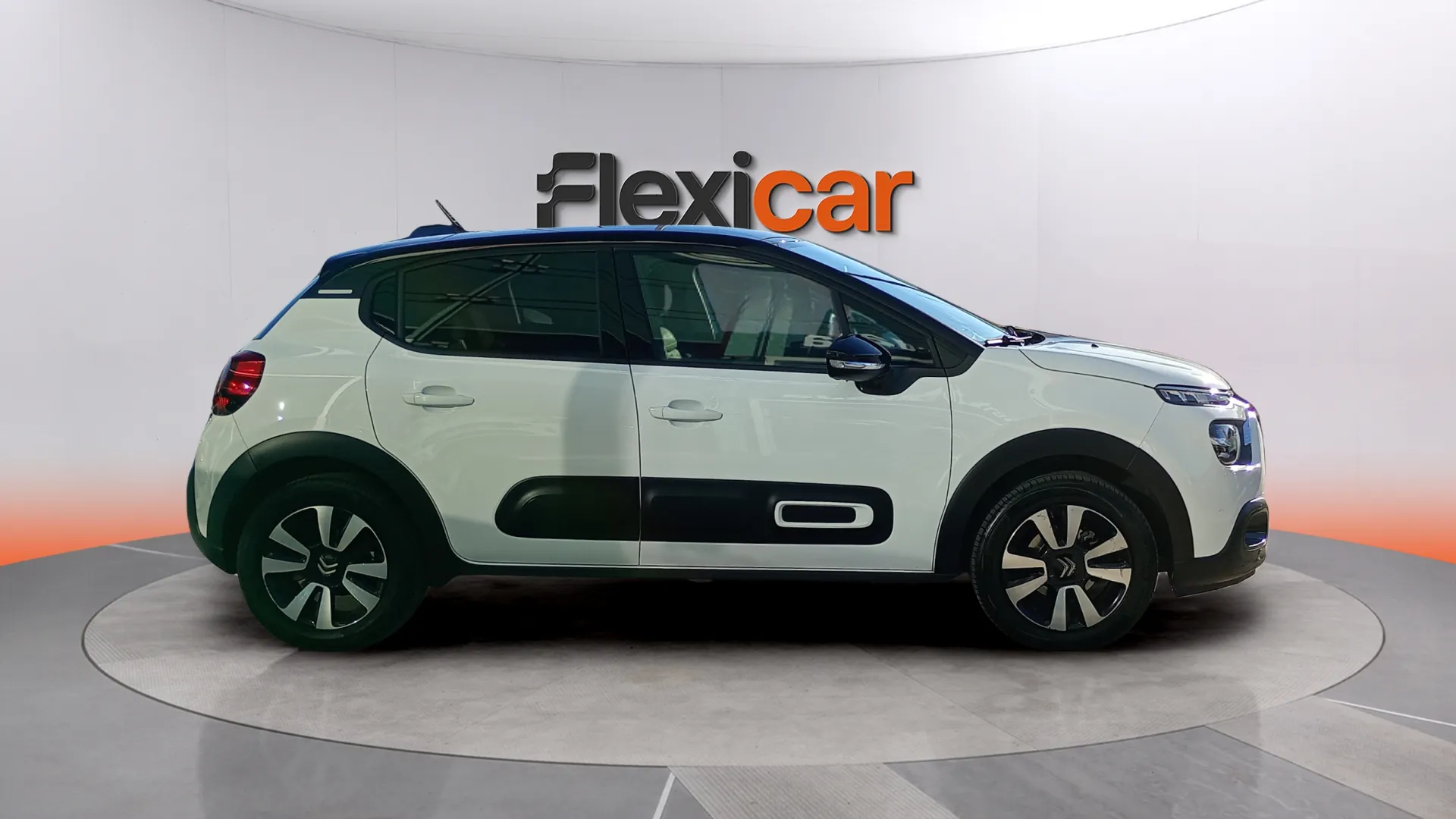 Citroën C3 PureTech Shine - foto 5