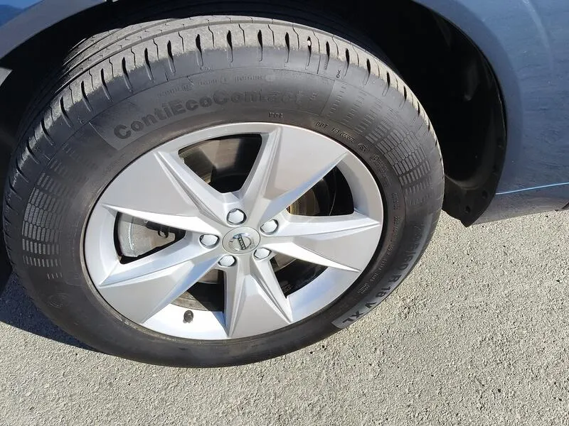 Volvo XC60 2.0 B4 D Essential - foto 47