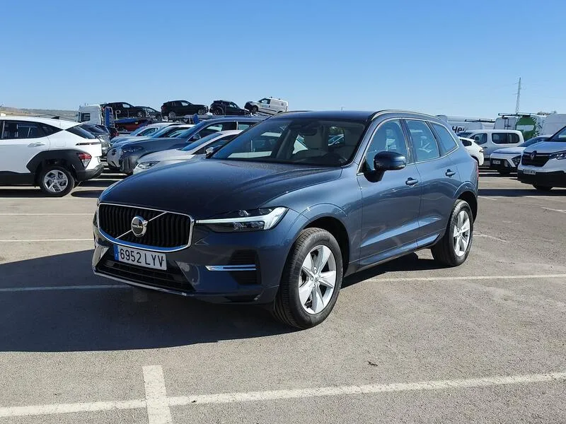 Volvo XC60 2.0 B4 D Essential - foto 2