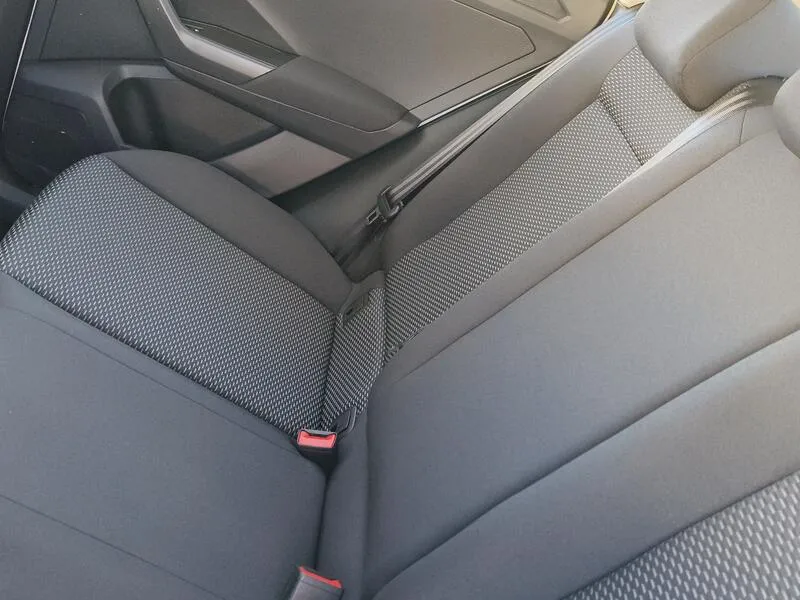Volkswagen T-Roc 2.0 TDI - foto 33