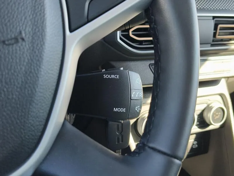 Dacia Sandero Stepway Expression Go 1.0 TCe - foto 24