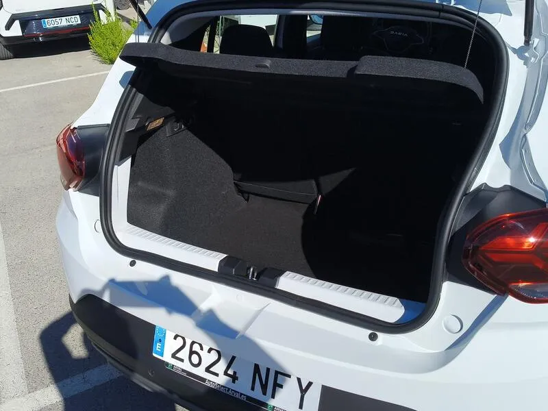 Dacia Sandero Stepway Expression Go 1.0 TCe - foto 39