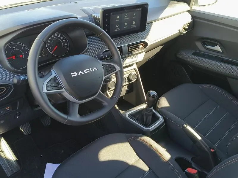Dacia Sandero Stepway Expression Go 1.0 TCe - foto 10