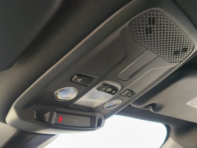 Peugeot 2008 Allure Pack 1.2 PureTech - foto 23