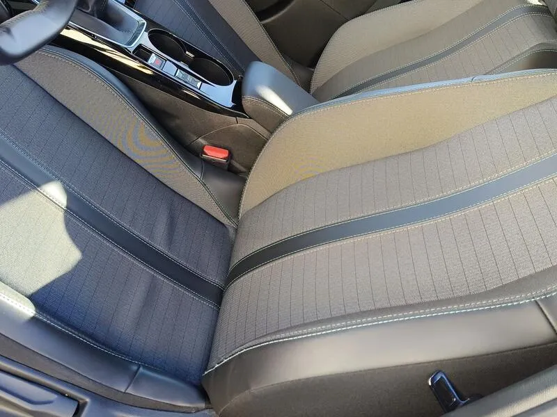 Peugeot 2008 Allure Pack 1.2 PureTech - foto 31
