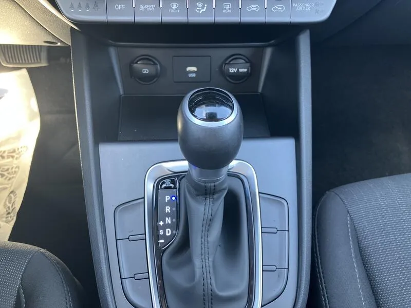 Hyundai Kona 1.6 GDI HEV Maxx - foto 37