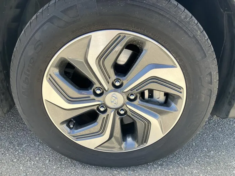 Hyundai Kona 1.6 GDI HEV Maxx - foto 29