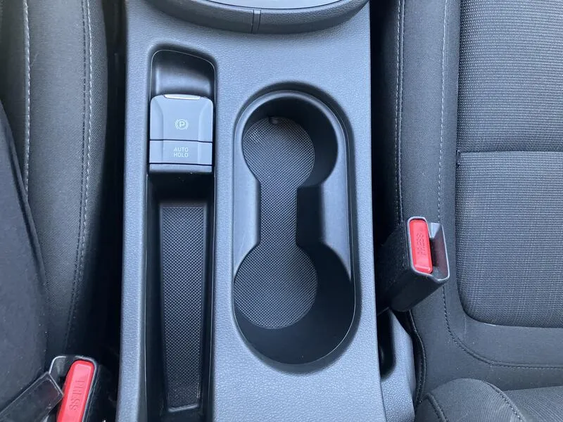 Hyundai Kona 1.6 GDI HEV Maxx - foto 38