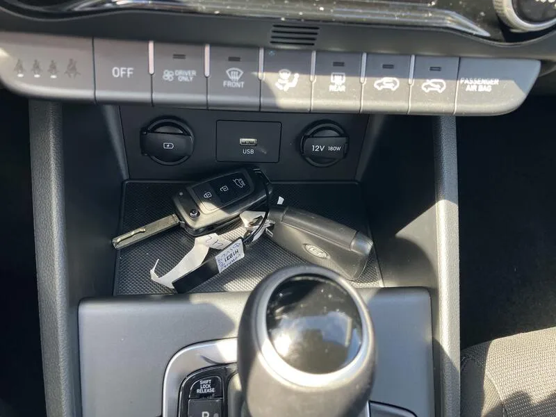 Hyundai Kona 1.6 GDI HEV Maxx - foto 40