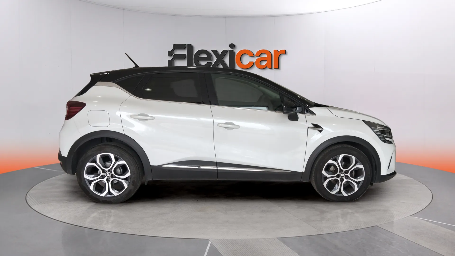 Renault Captur evolution TCe GPF - foto 2