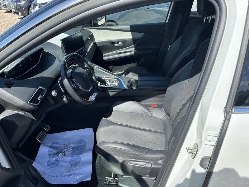 Peugeot 3008 1.5 BlueHDi GT - foto 24