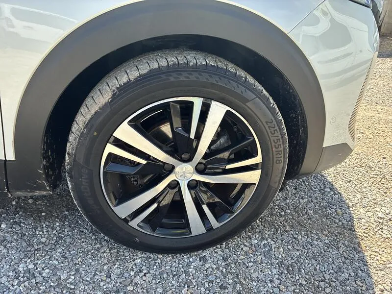 Peugeot 3008 1.5 BlueHDi GT - foto 12