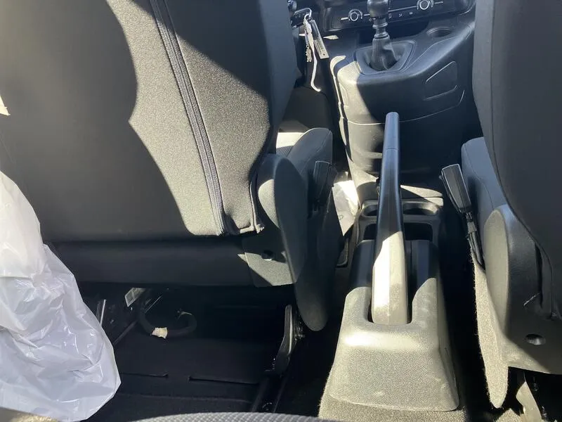 Peugeot Rifter Active Standard BlueHDi - foto 35