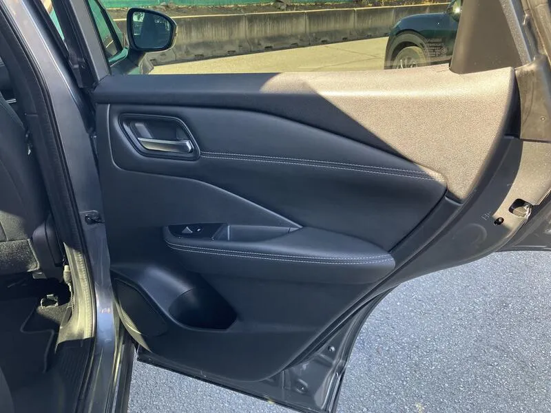 Nissan Qashqai DIG-T N-Connecta - foto 25
