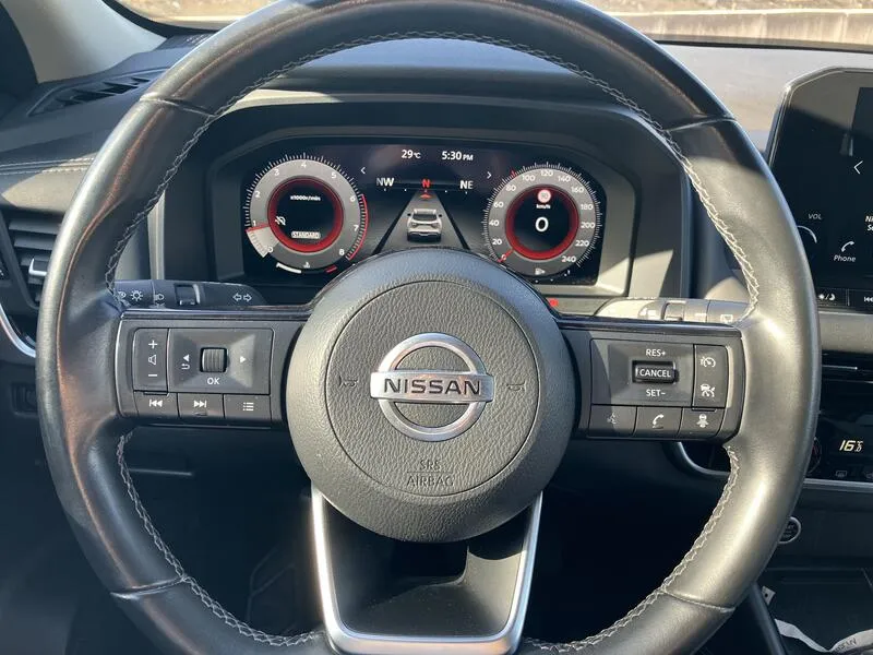 Nissan Qashqai DIG-T N-Connecta - foto 39