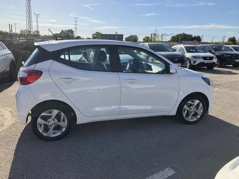 Hyundai i10 1.0 Klass - foto 7