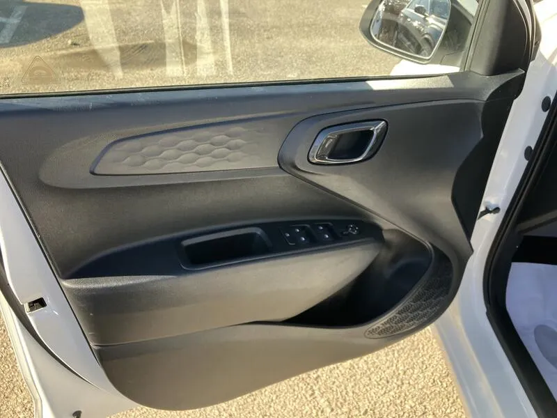Hyundai i10 1.0 Klass - foto 11
