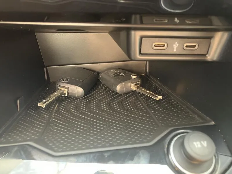 Volkswagen T-Roc Life 1.0 TSI - foto 39