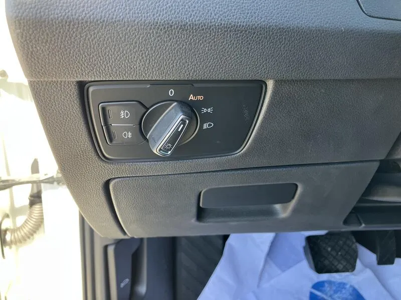 Volkswagen Passat Executive 2.0 TDI - foto 30