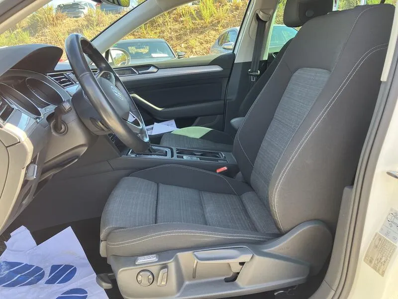 Volkswagen Passat Executive 2.0 TDI - foto 13