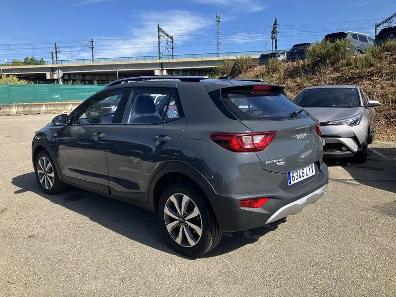 Kia Stonic 1.0 T-GDi MHEV iMT Concept - foto 4
