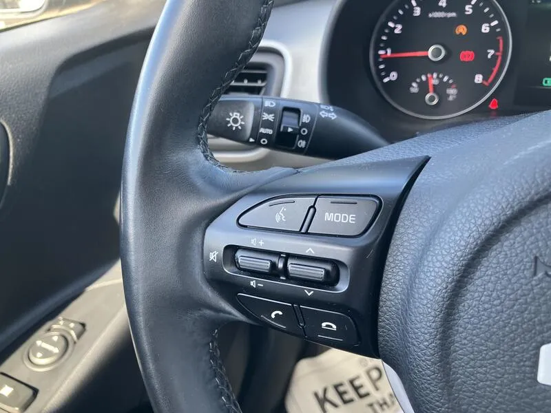 Kia Stonic 1.0 T-GDi MHEV iMT Concept - foto 37