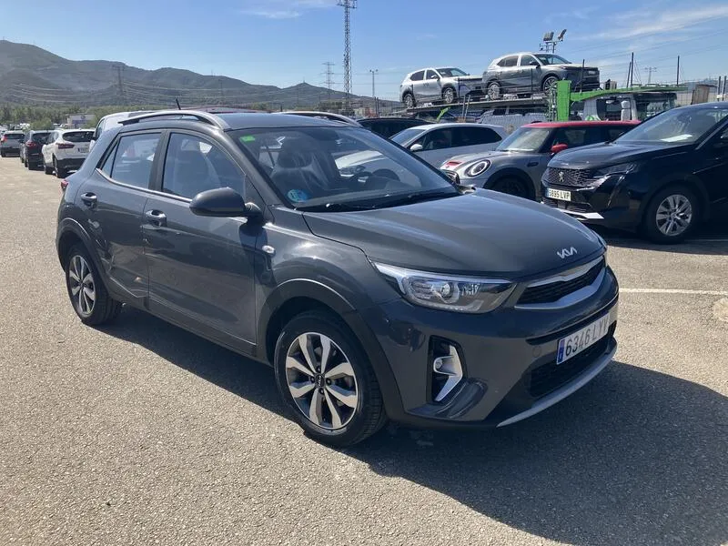 Kia Stonic 1.0 T-GDi MHEV iMT Concept - foto 8
