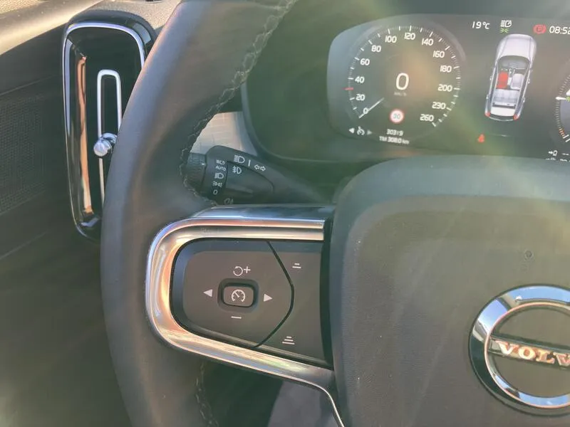 Volvo XC40 1.5 T4 Recharge PHEV Core - foto 34