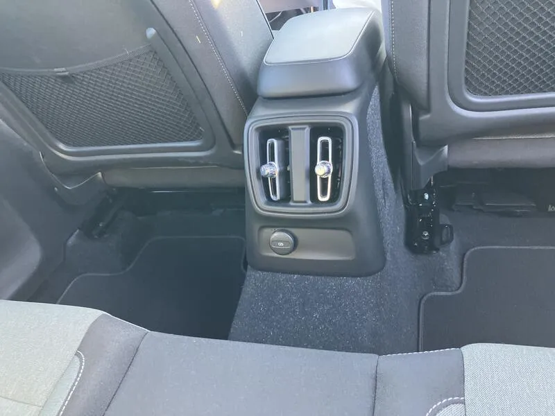Volvo XC40 1.5 T4 Recharge PHEV Core - foto 27