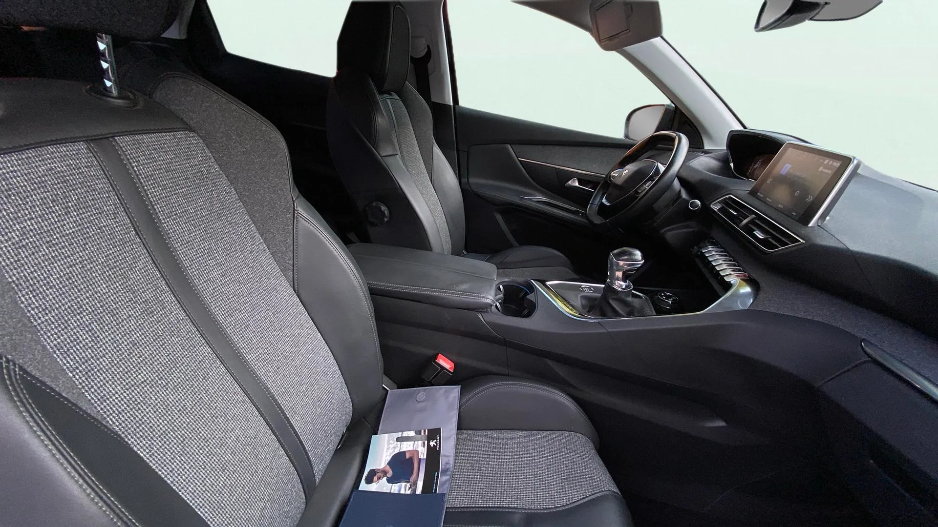 Peugeot 3008 1.2 PureTech Allure - foto 20