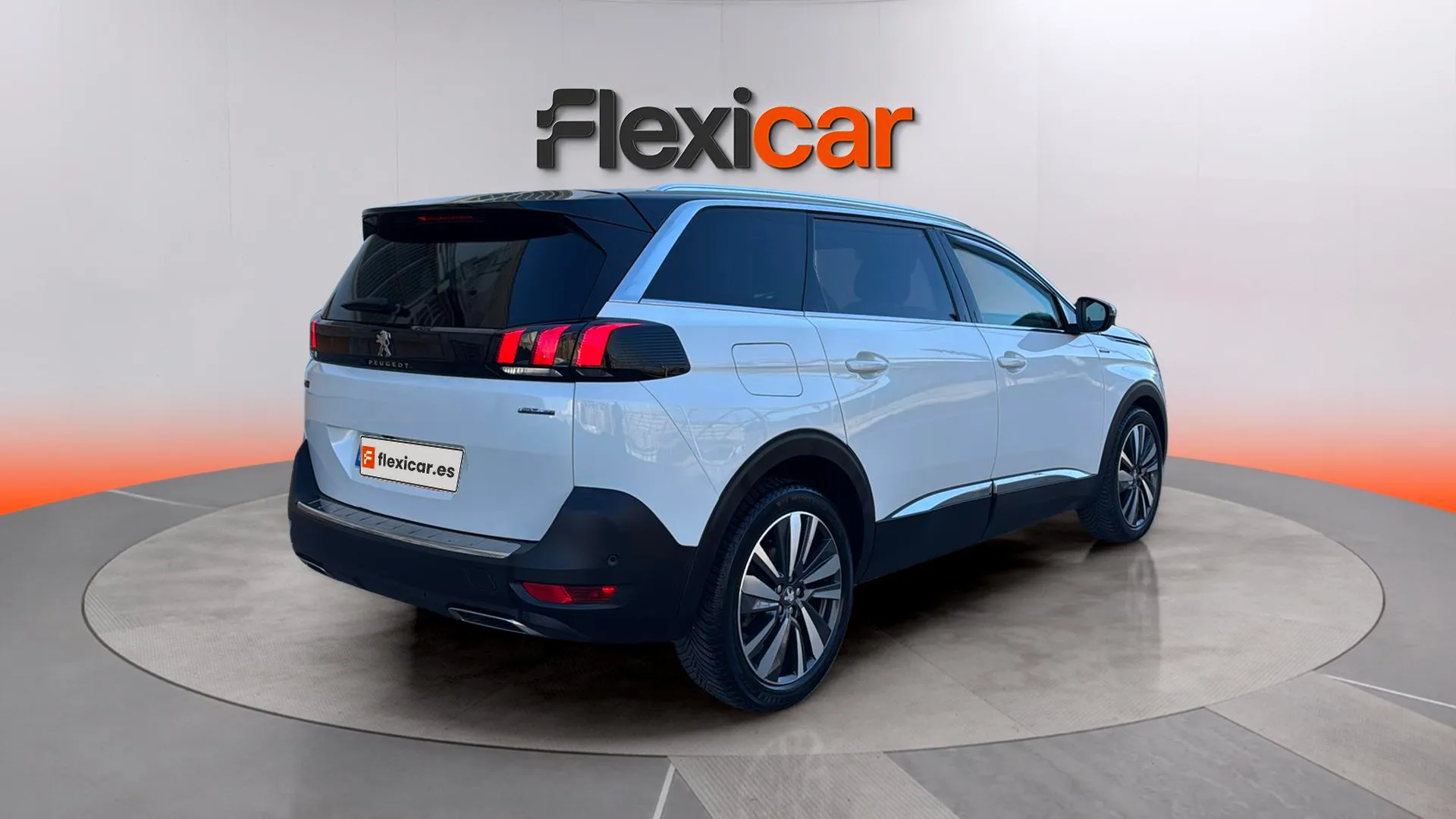 Peugeot 5008 GT-Line 1.2L PureTech EAT8 - foto 6