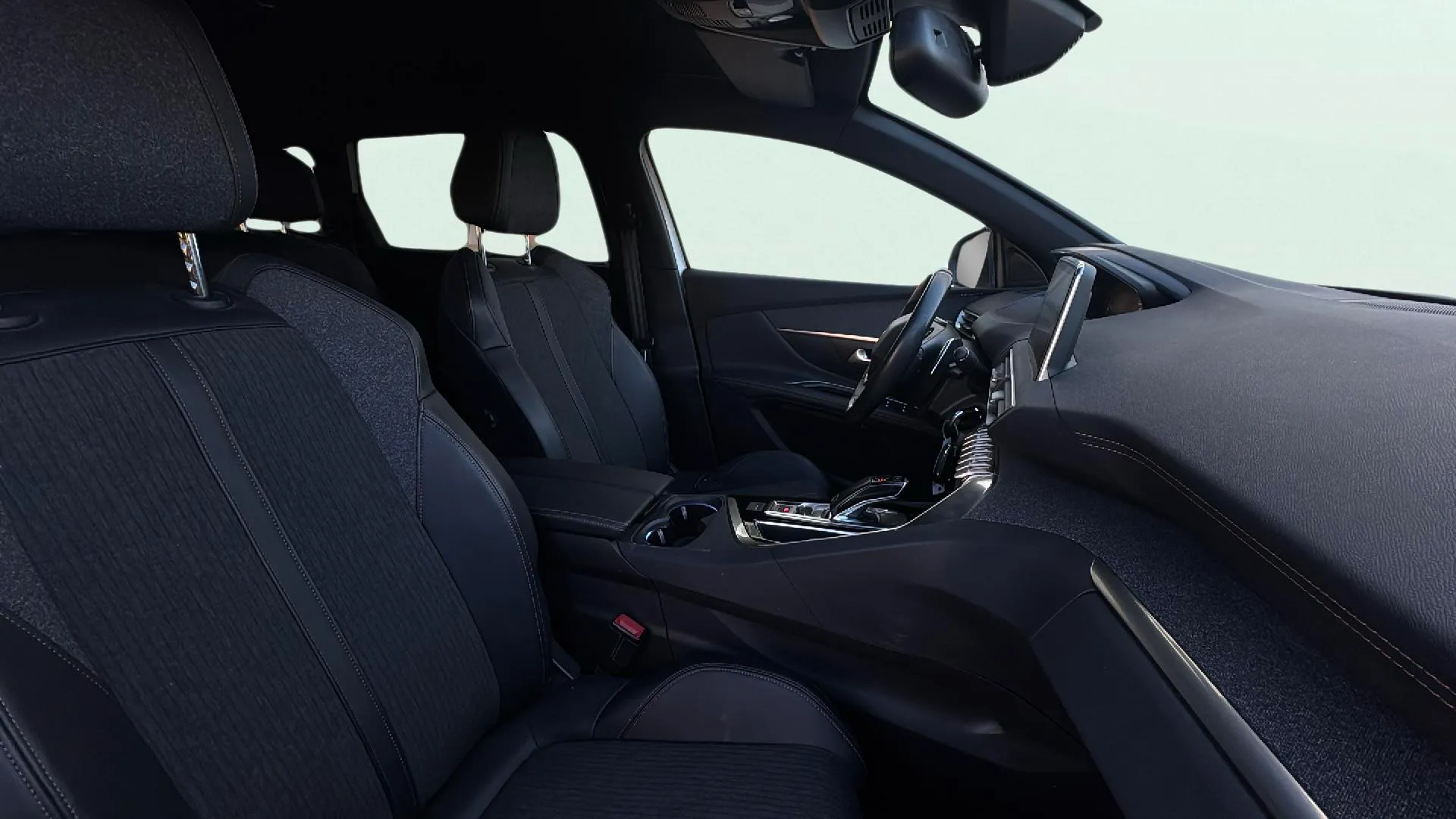 Peugeot 5008 GT-Line 1.2L PureTech EAT8 - foto 13