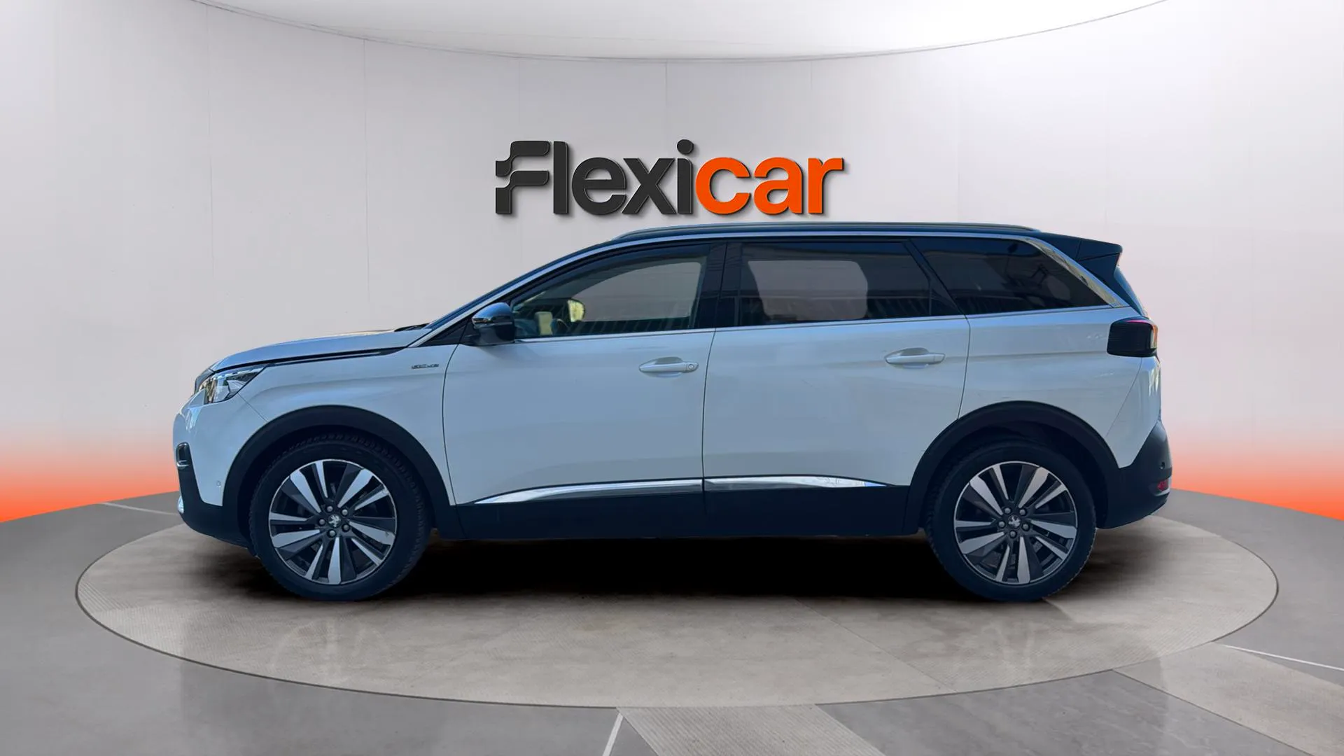 Peugeot 5008 GT-Line 1.2L PureTech EAT8 - foto 3