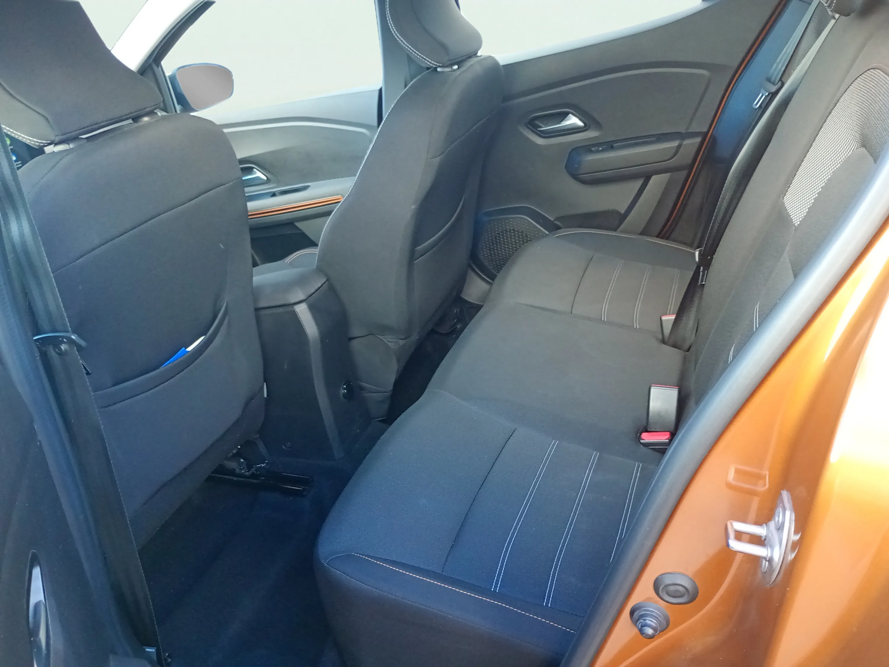 Dacia Sandero Stepway Comfort TCe - foto 19