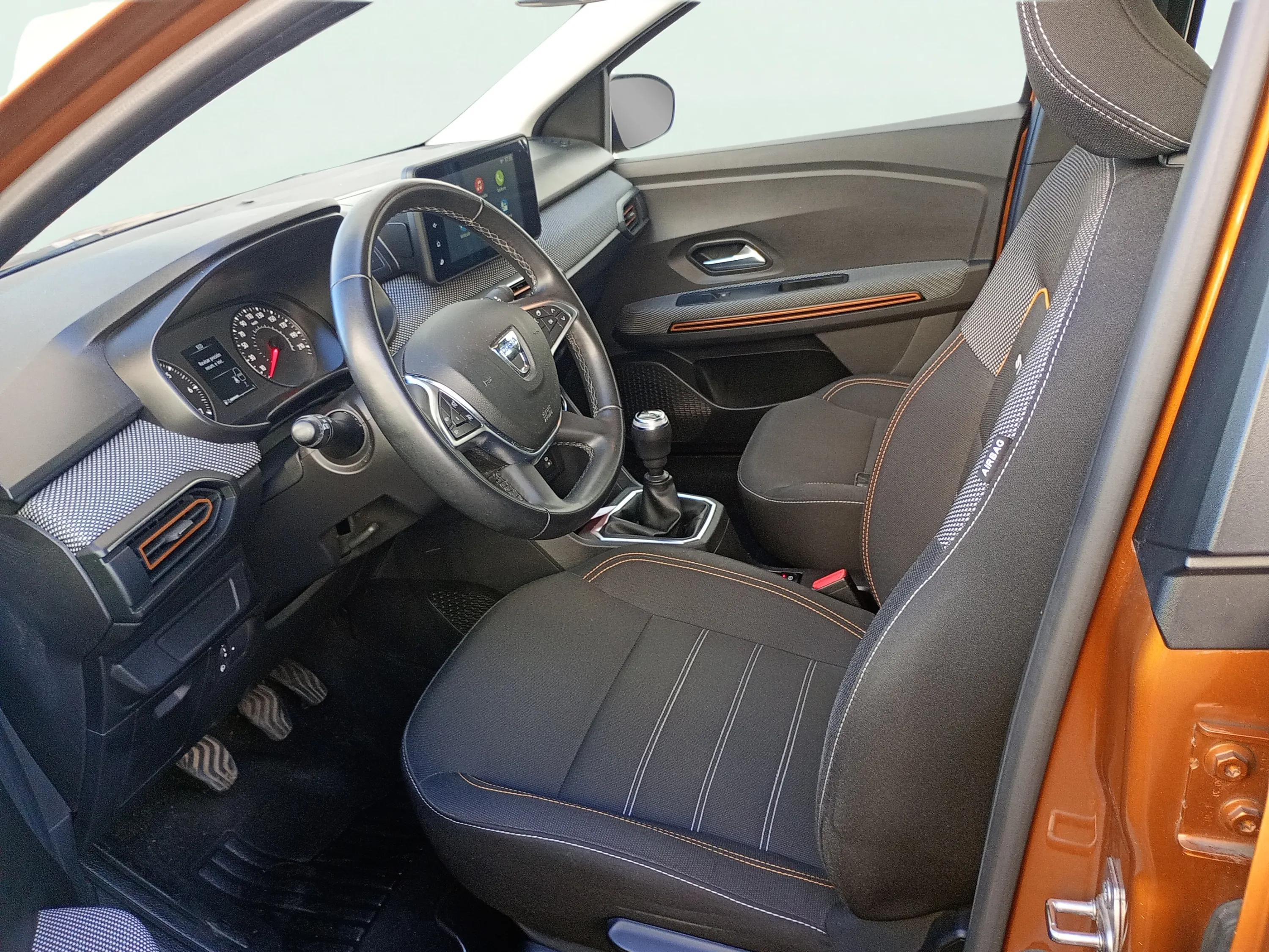 Dacia Sandero Stepway Comfort TCe - foto 22