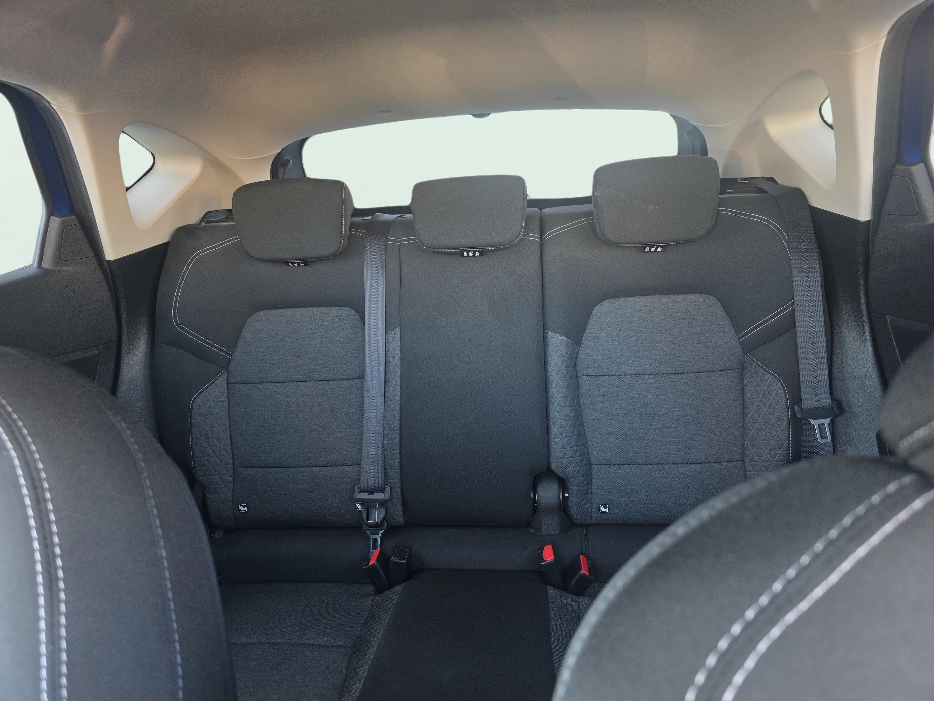 Renault Captur evolution TCe - foto 23