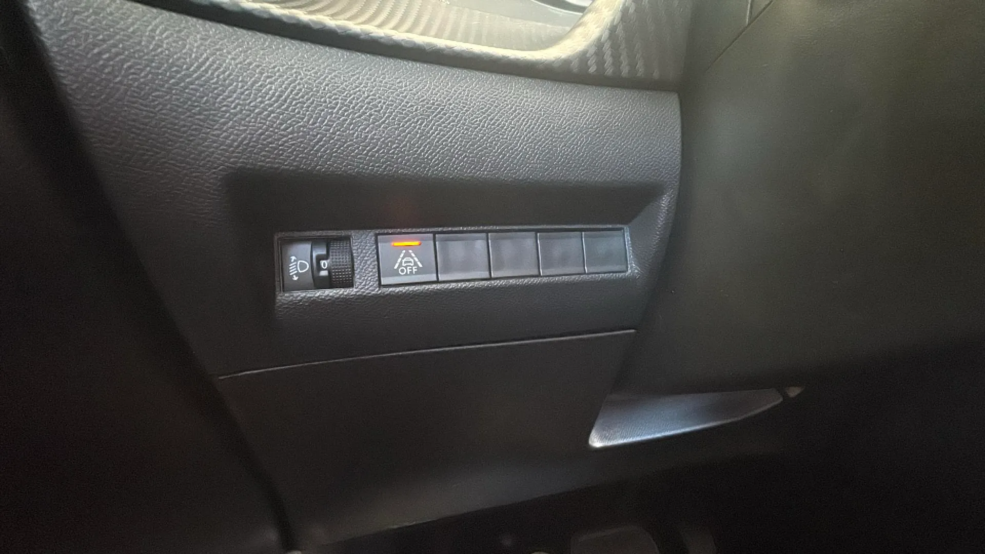 Peugeot 208 PureTech EAT8 Allure - foto 17