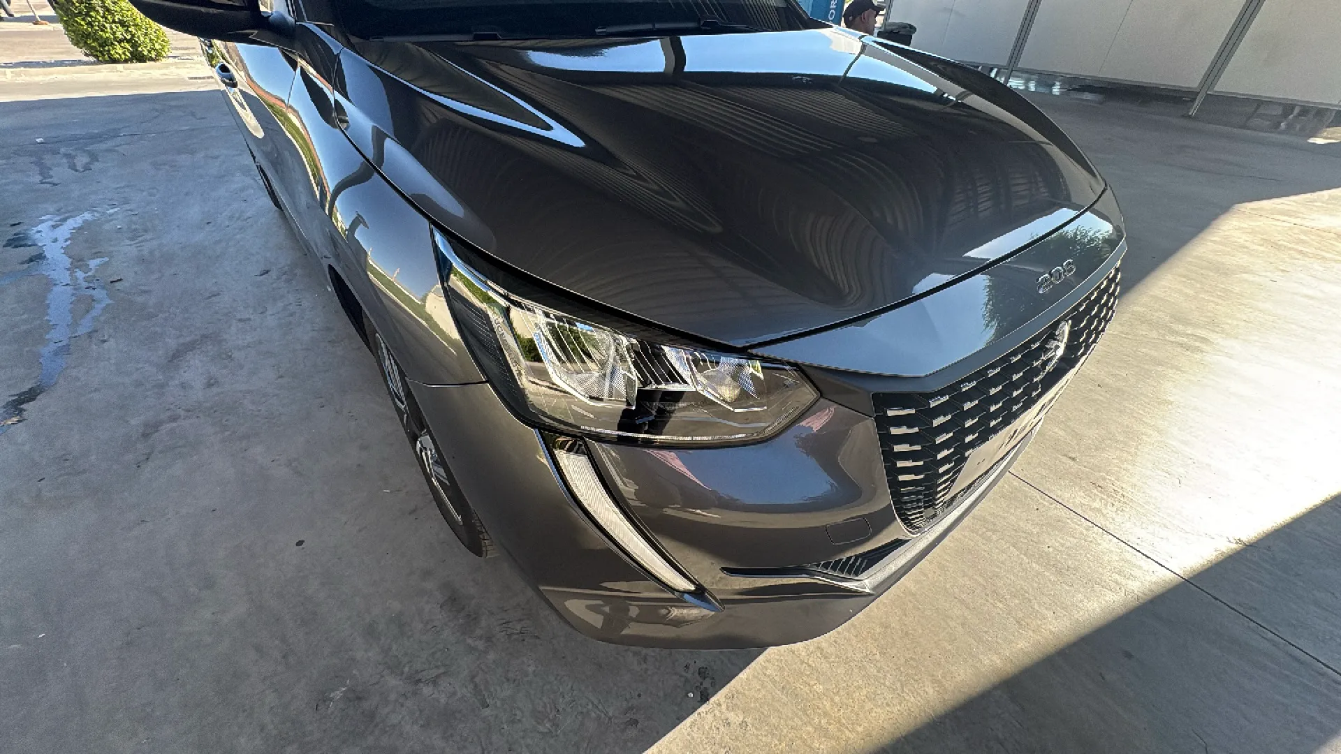 Peugeot 208 PureTech EAT8 Allure - foto 30
