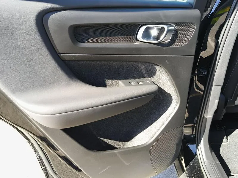 Volvo XC40 1.5 T4 Recharge PHEV Core - foto 33