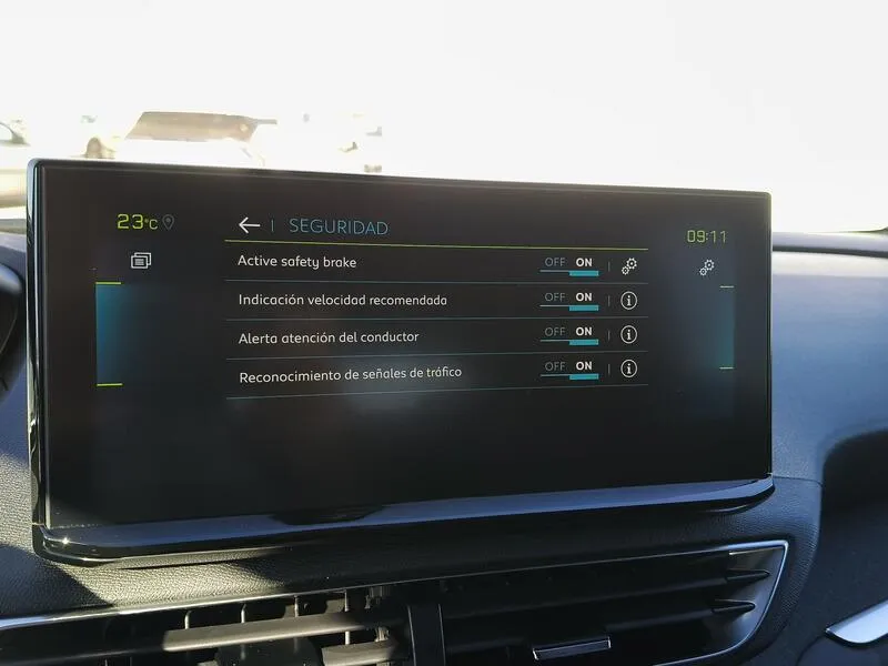 Peugeot 3008 225 e-EAT8 Allure - foto 18